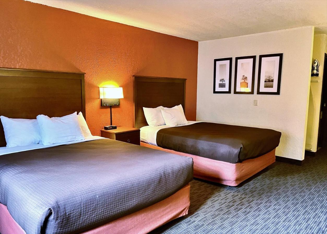 Hotel Americinn By Wyndham Petoskey