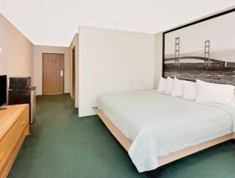 Americinn By Wyndham Hotel Petoskey